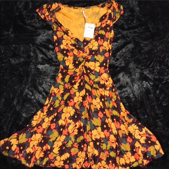 Free People Floral Mini Dress size Medium - Picture 5 of 9